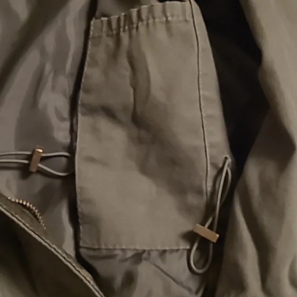 Universal Thread Utility Jacket - Picture 7 of 7